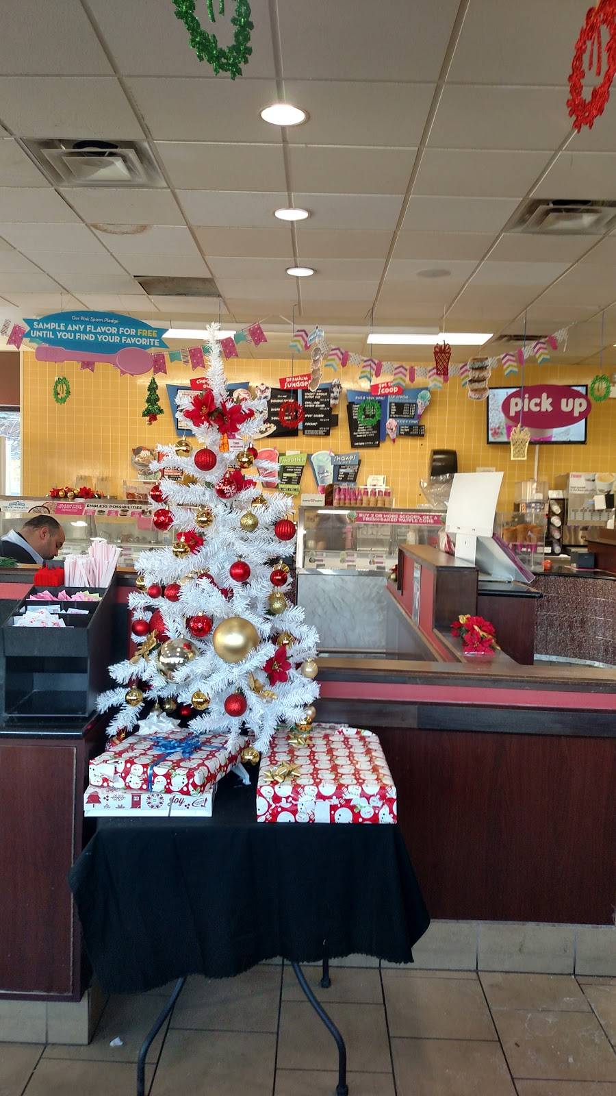 Dunkin Donuts | cafe | 5130 N Broadway, Chicago, IL 60640, USA | 7738784623 OR +1 773-878-4623