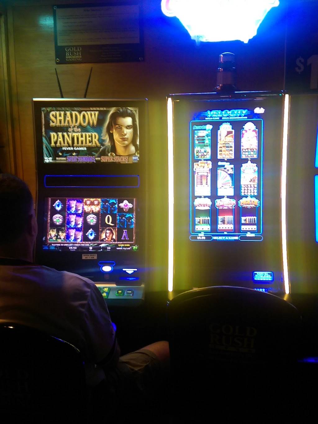 Bar-Tini Lounge | night club | 2433 Des Plaines Ave, North Riverside, IL 60546, USA | 7088539143 OR +1 708-853-9143