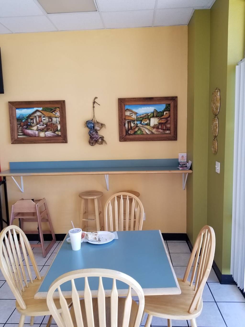 Sorianas Mexican Food | restaurant | 9470 Cuyamaca St # 130, Santee, CA 92071, USA | 6194484468 OR +1 619-448-4468