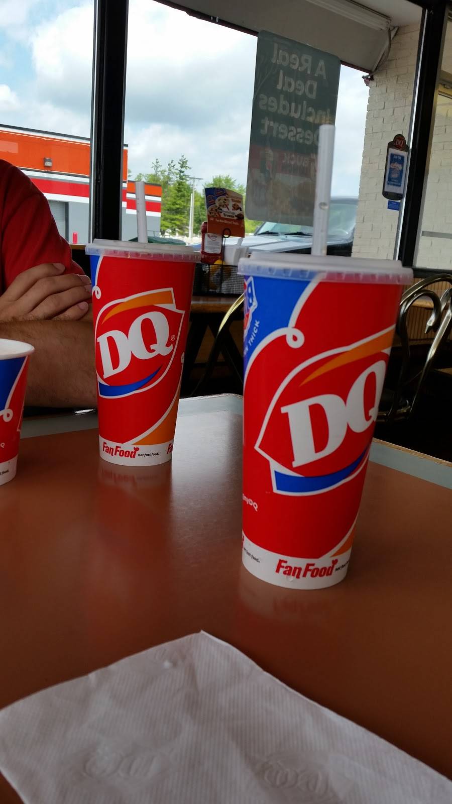 Dairy Queen | restaurant | 1018 W E 7th St, Auburn, IN 46706, USA | 2609251233 OR +1 260-925-1233