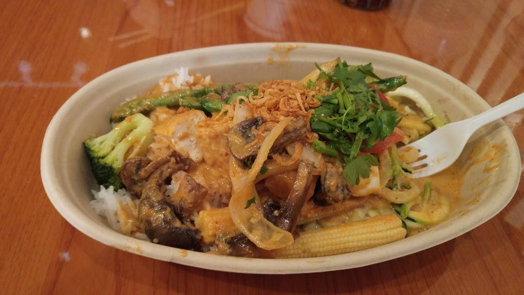 Khao Gaeng, Build-your-own Thai Bowl | restaurant | 208 W Genesee St, Syracuse, NY 13202, USA | 3154248424 OR +1 315-424-8424