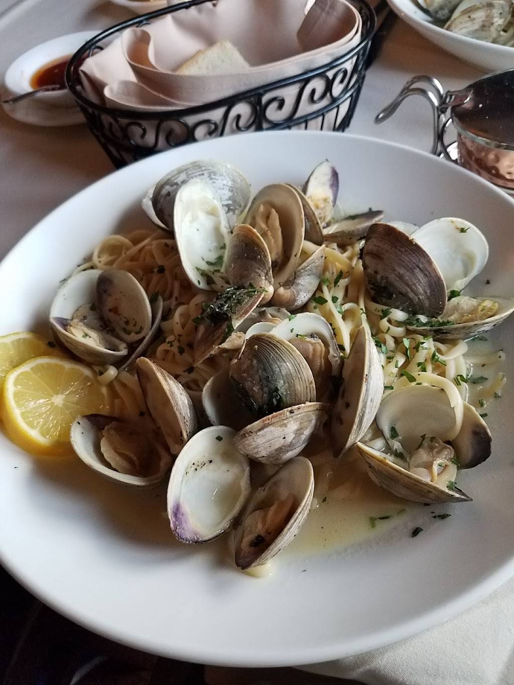 Ralphs Pizzeria | restaurant | 564 Franklin Avenue, Nutley, NJ 07110, USA | 9732351130 OR +1 973-235-1130