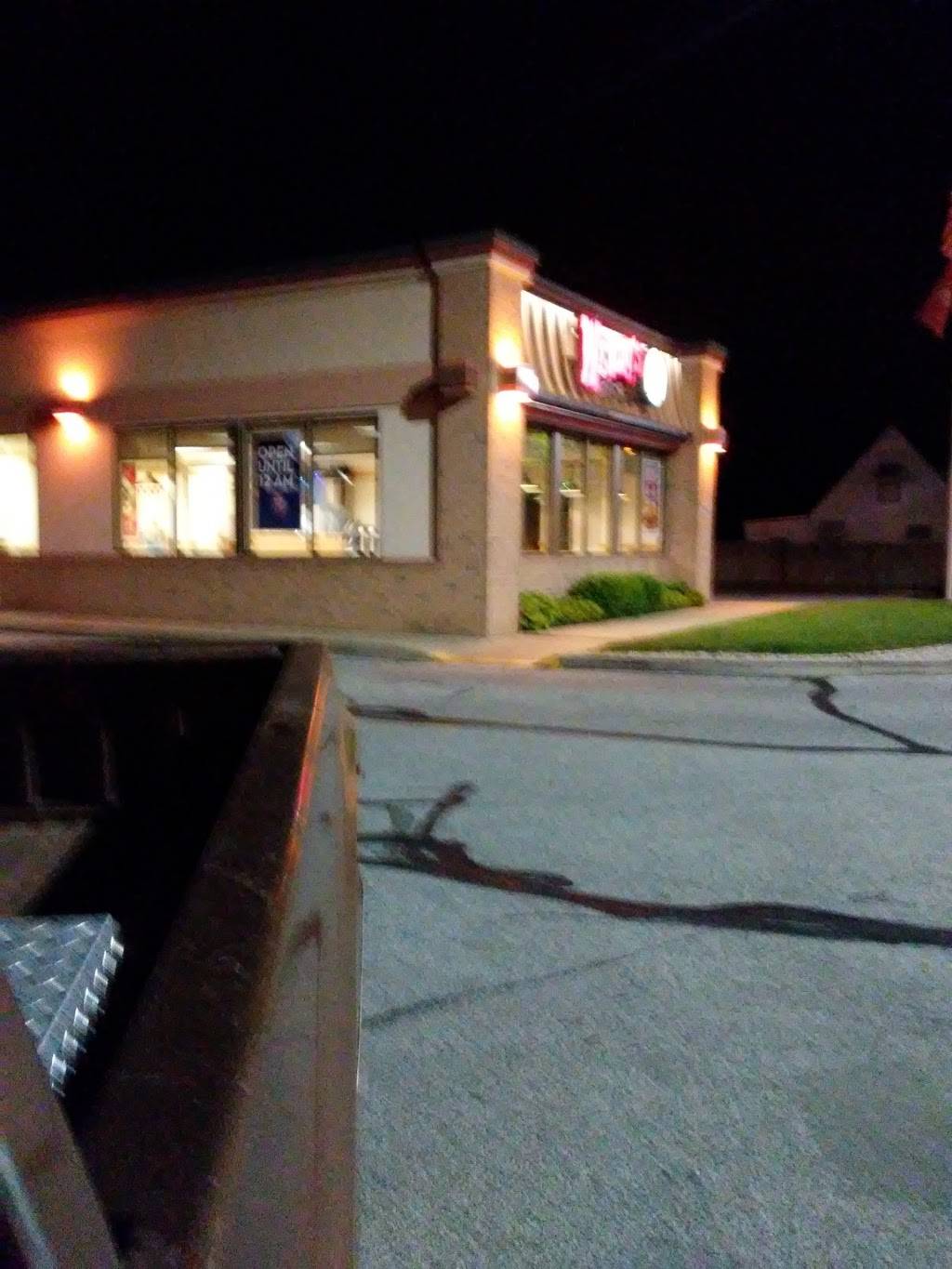 Wendys | restaurant | 988 E Main St, Ravenna, OH 44266, USA | 3302962821 OR +1 330-296-2821