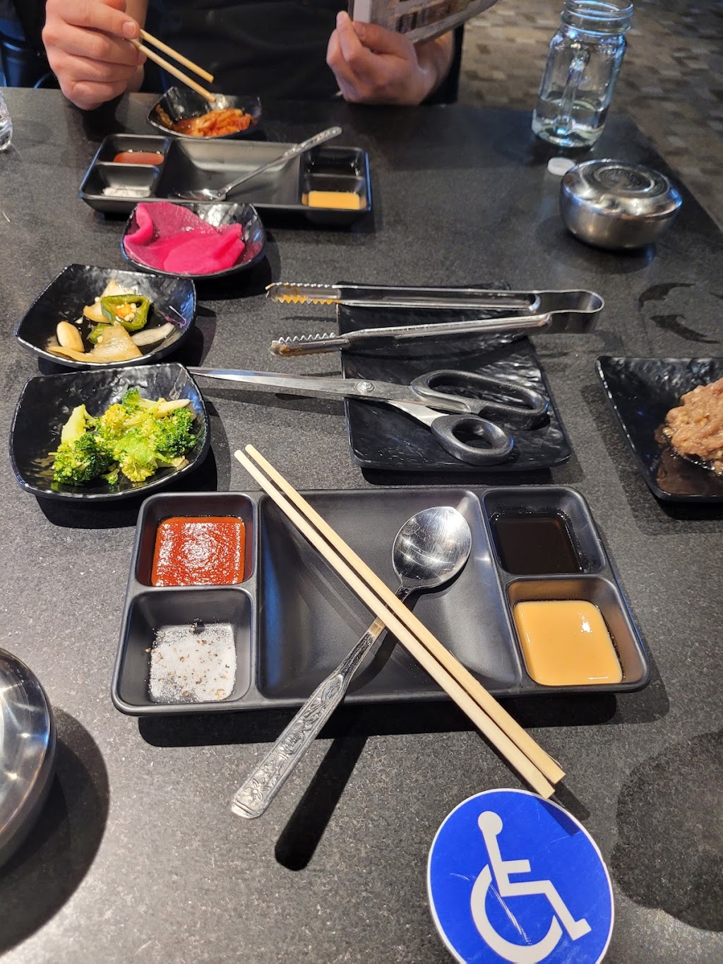 The Qui Korean BBQ & BAR | Korean BBQ Gainesville, VA | restaurant | 7390 Atlas Walk Way, Gainesville, VA 20155, USA | 7039292296 OR +1 703-929-2296