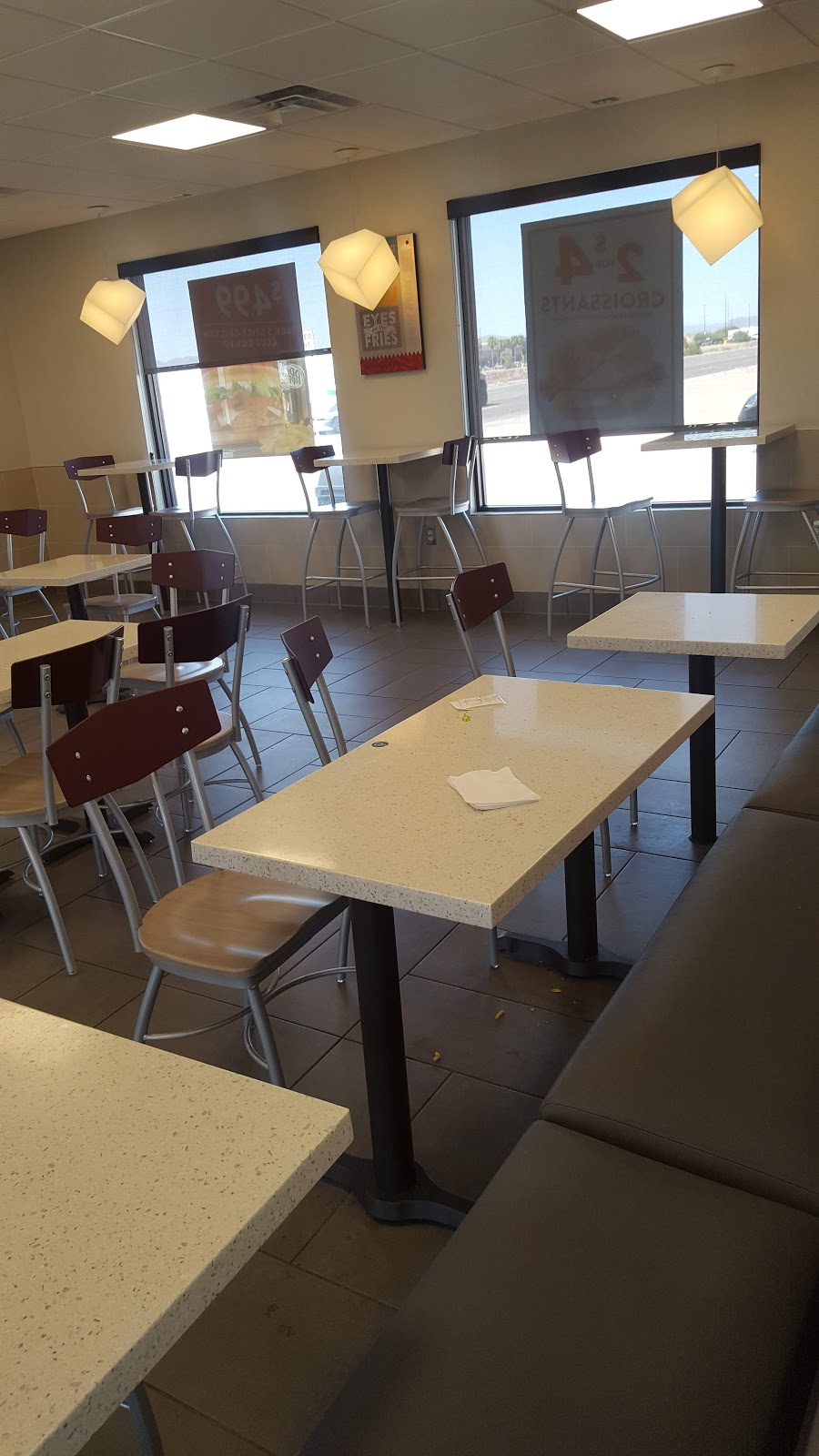 Jack in the Box | restaurant | 205 Riverside Dr, Parker, AZ 85344, USA | 9285751575 OR +1 928-575-1575