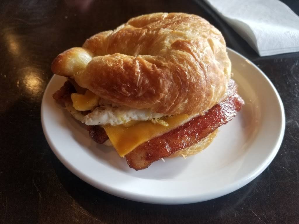 Roasters Coffee Corner | cafe | 240 Town Square Rd, Copperopolis, CA 95228, USA | 2097855282 OR +1 209-785-5282