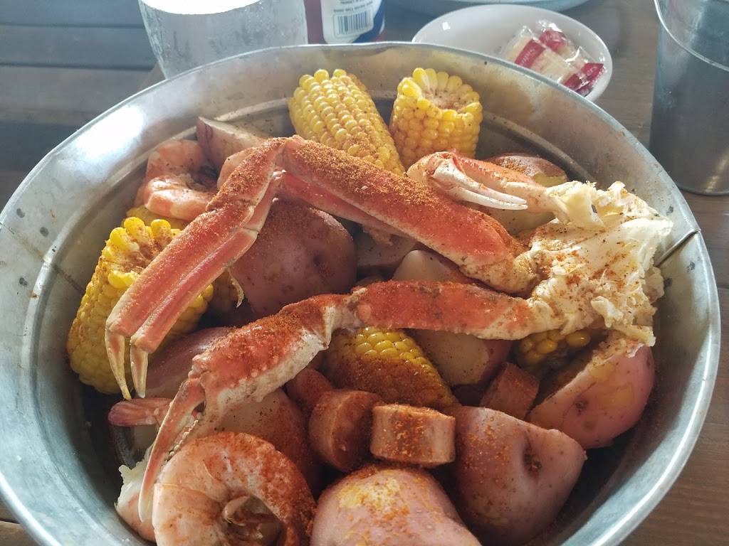 Hull and Highwater | restaurant | 324 E Main St, New Albany, IN 47150, USA | 8125902249 OR +1 812-590-2249