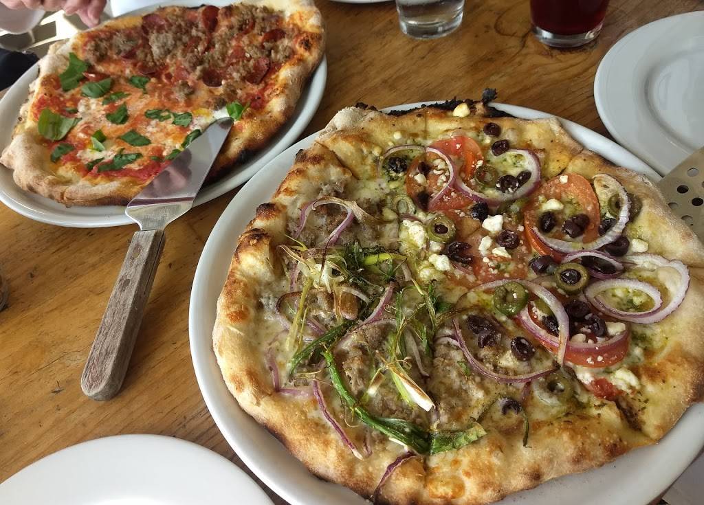 Pizzeria Bello Forno | restaurant | 119 E Clark Ave, Orcutt, CA 93455, USA | 8056237111 OR +1 805-623-7111