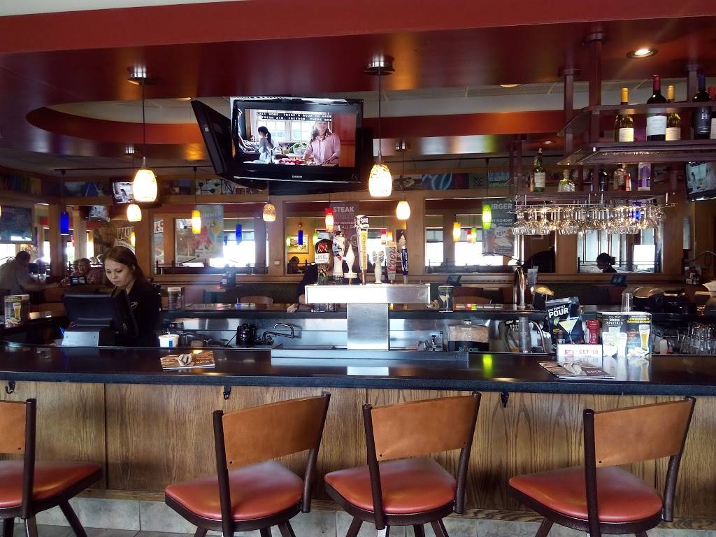 Applebees Grill + Bar | restaurant | 632 Park Ave, Worcester, MA 01603, USA | 5083633032 OR +1 508-363-3032