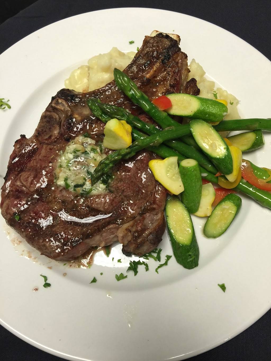 Julios Restaurant | restaurant | 1328 U.S. Hwy 395 N #303, Gardnerville, NV 89410, USA | 7757838232 OR +1 775-783-8232