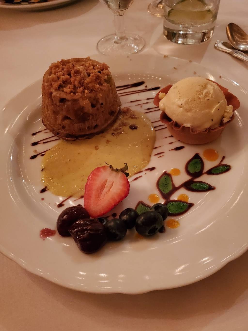 Wallys Desert Turtle | restaurant | 71775 CA-111, Rancho Mirage, CA 92270, USA | 7605689321 OR +1 760-568-9321