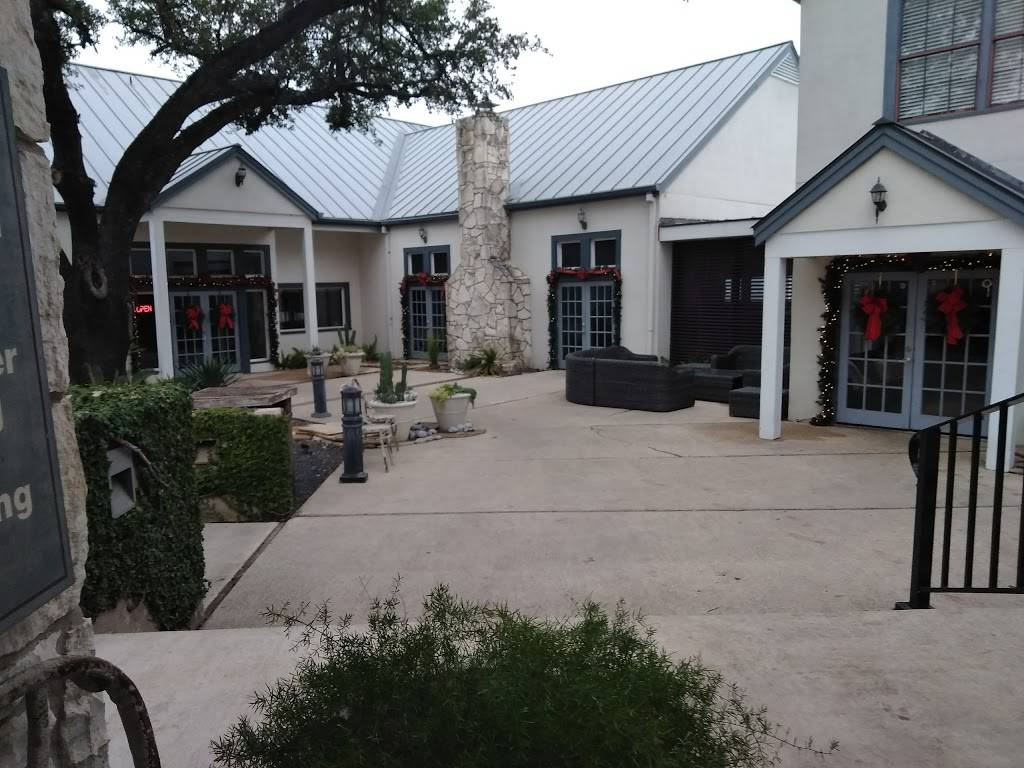 Hillside Boutique Hotel | restaurant | 1651 US-90, Castroville, TX 78009, USA | 8305383200 OR +1 830-538-3200