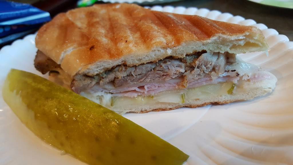 Delicioso Deli & Bistro | restaurant | 78 Partition St, Saugerties, NY 12477, USA | 8452175072 OR +1 845-217-5072