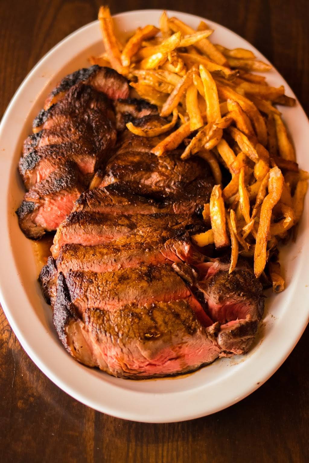 Does Eat Place of Jonesboro | restaurant | 411 W Washington Ave, Jonesboro, AR 72401, USA | 8703332435 OR +1 870-333-2435