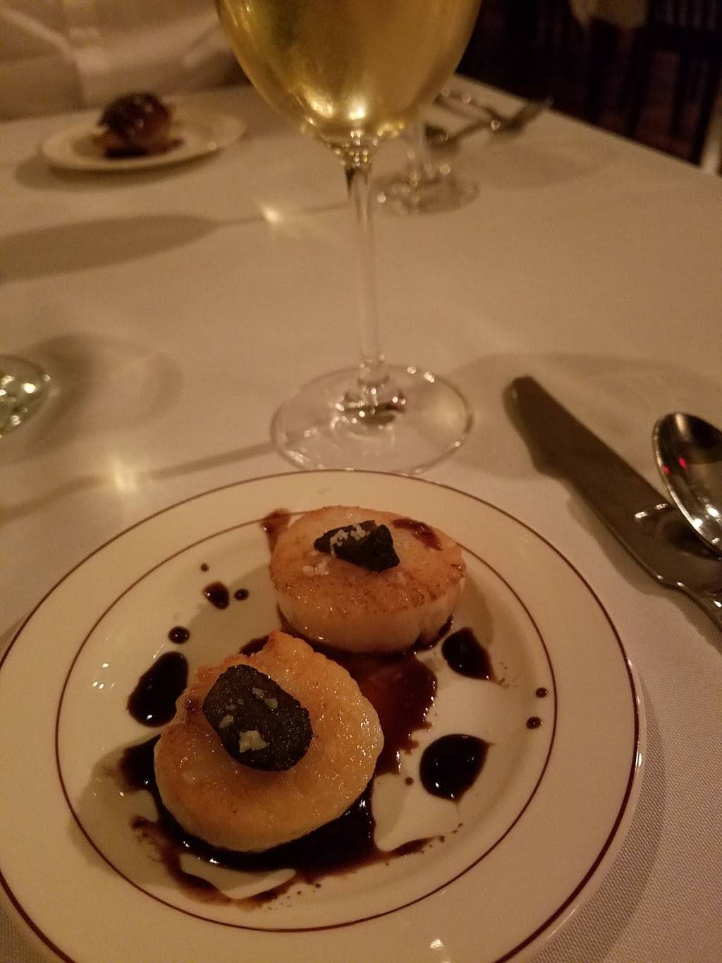 Chez Grace - Nouveau French Cuisine | restaurant | 89 2nd St # 3, Coralville, IA 52241, USA | 3193381738 OR +1 319-338-1738