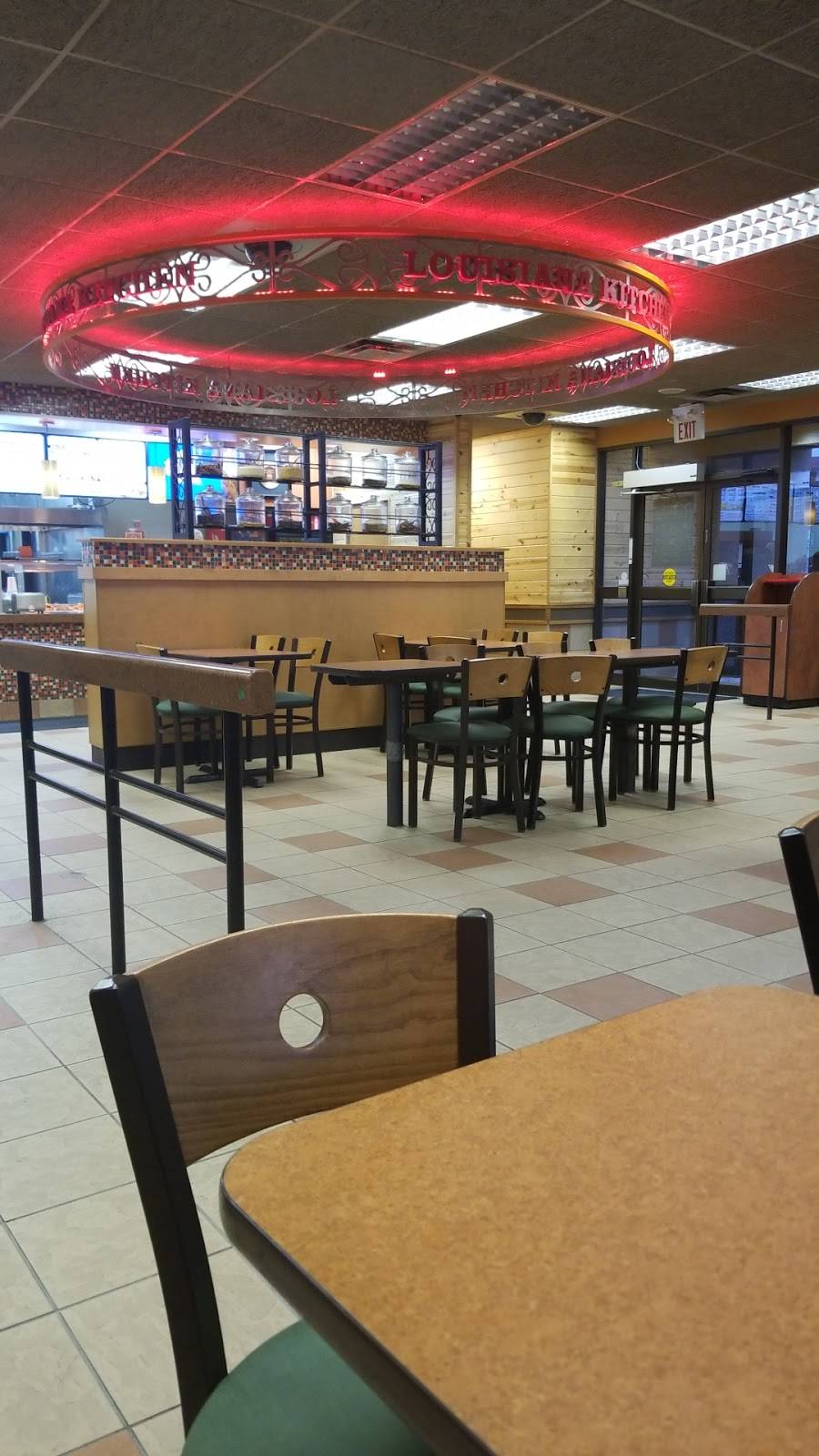 Popeyes | restaurant | 1975 Weston Rd, York, ON M9N 1W8, Canada | 4166148686 OR +1 416-614-8686