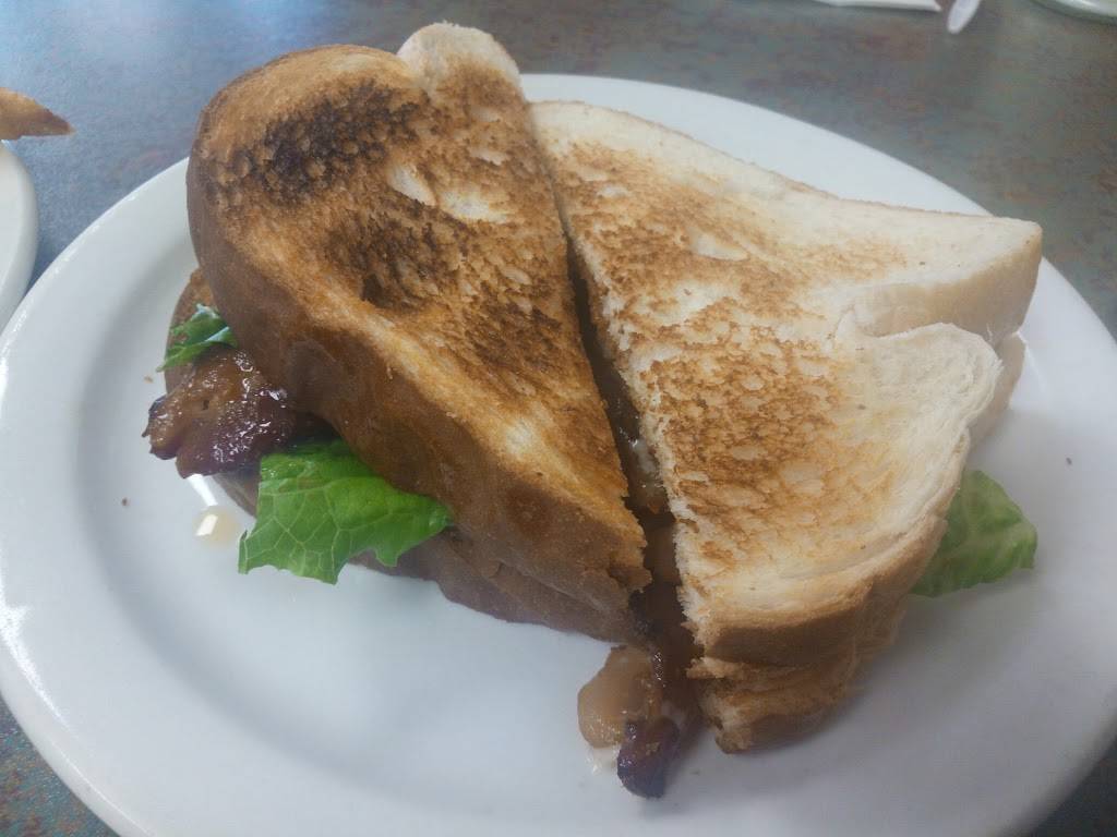 Steeles Restaurant | restaurant | 1900 Merivale Rd, Nepean, ON K2G 4N4, Canada | 6137237771 OR +1 613-723-7771