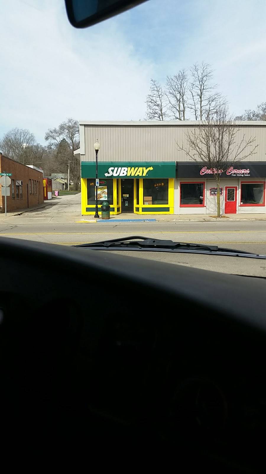 Subway | restaurant | 152 N Paw Paw Lake Rd, Coloma, MI 49038, USA | 2694686700 OR +1 269-468-6700