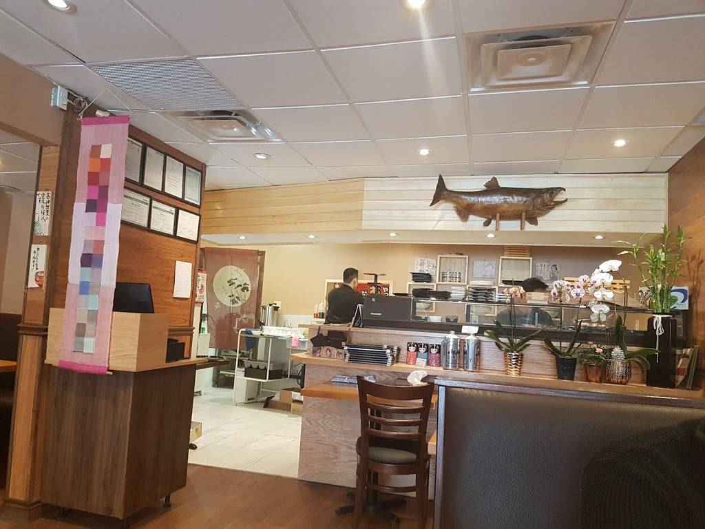 Ikkoi Japanese Family Cuisine | restaurant | 5084 Dundas St W, Etobicoke, ON M9A 1C2, Canada | 4162332727 OR +1 416-233-2727