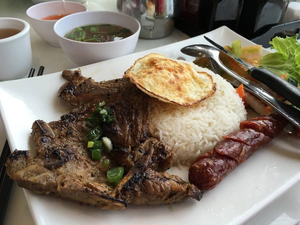 Les Pho | restaurant | 4925 N Broadway, Chicago, IL 60640, USA | 7737848723 OR +1 773-784-8723