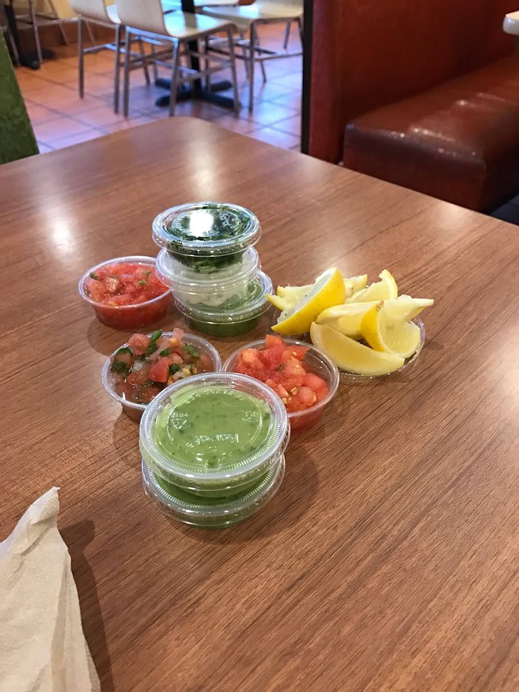 El Pollo Loco | restaurant | 26930 Sierra Hwy, Santa Clarita, CA 91321, USA | 6612992236 OR +1 661-299-2236