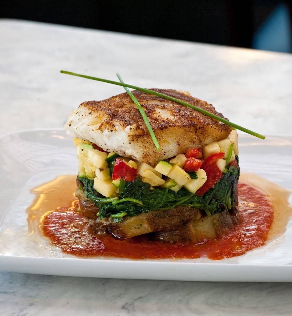 Petit Gourmet Diner | restaurant | 15975 Biscayne Blvd, Aventura, FL 33160, USA | 3059472255 OR +1 305-947-2255