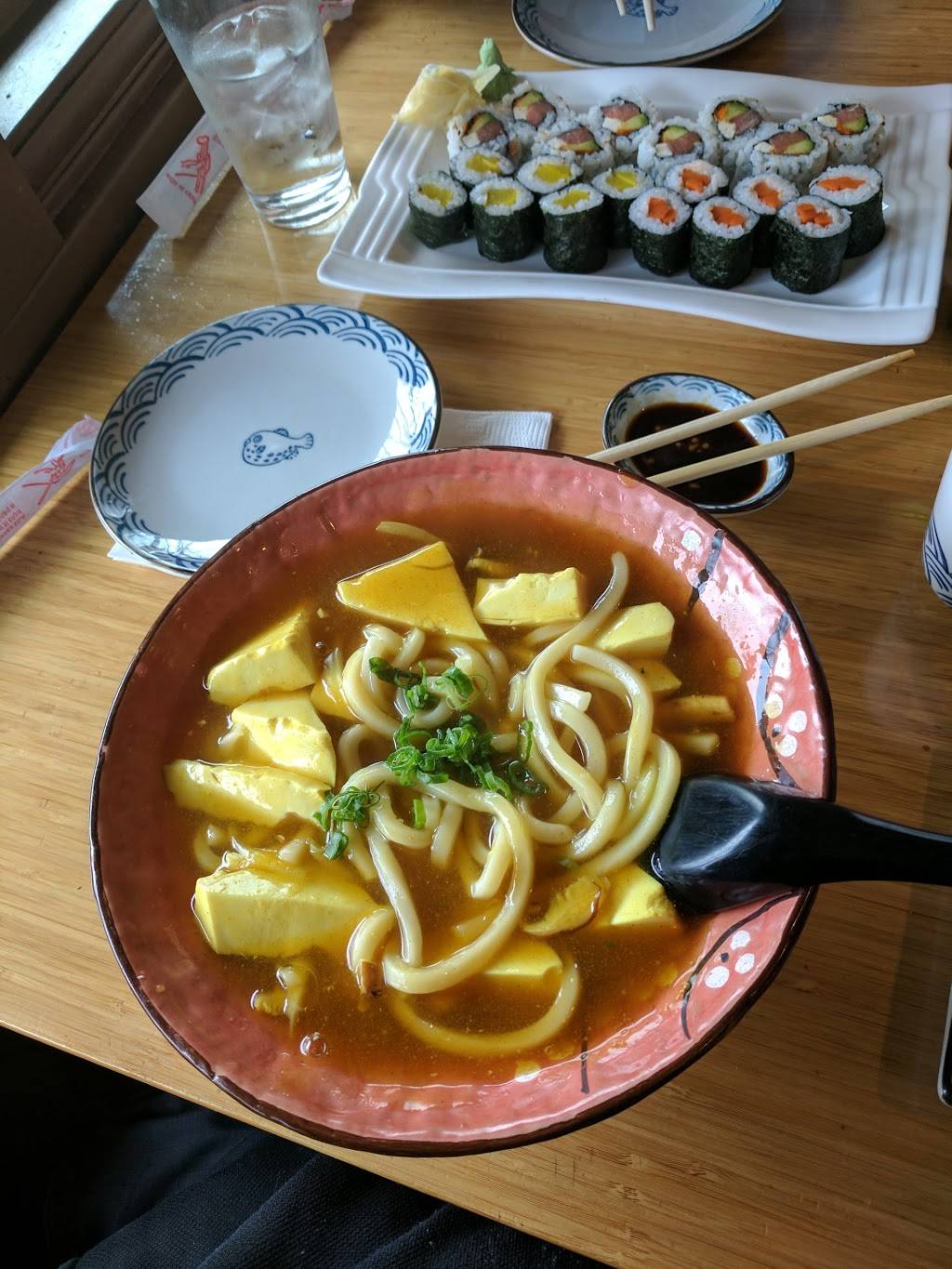 Ikiiki Sushi Bar Japanese & Chinese Cuisine | restaurant | 12 Boston St, Seattle, WA 98109, USA | 2062846671 OR +1 206-284-6671