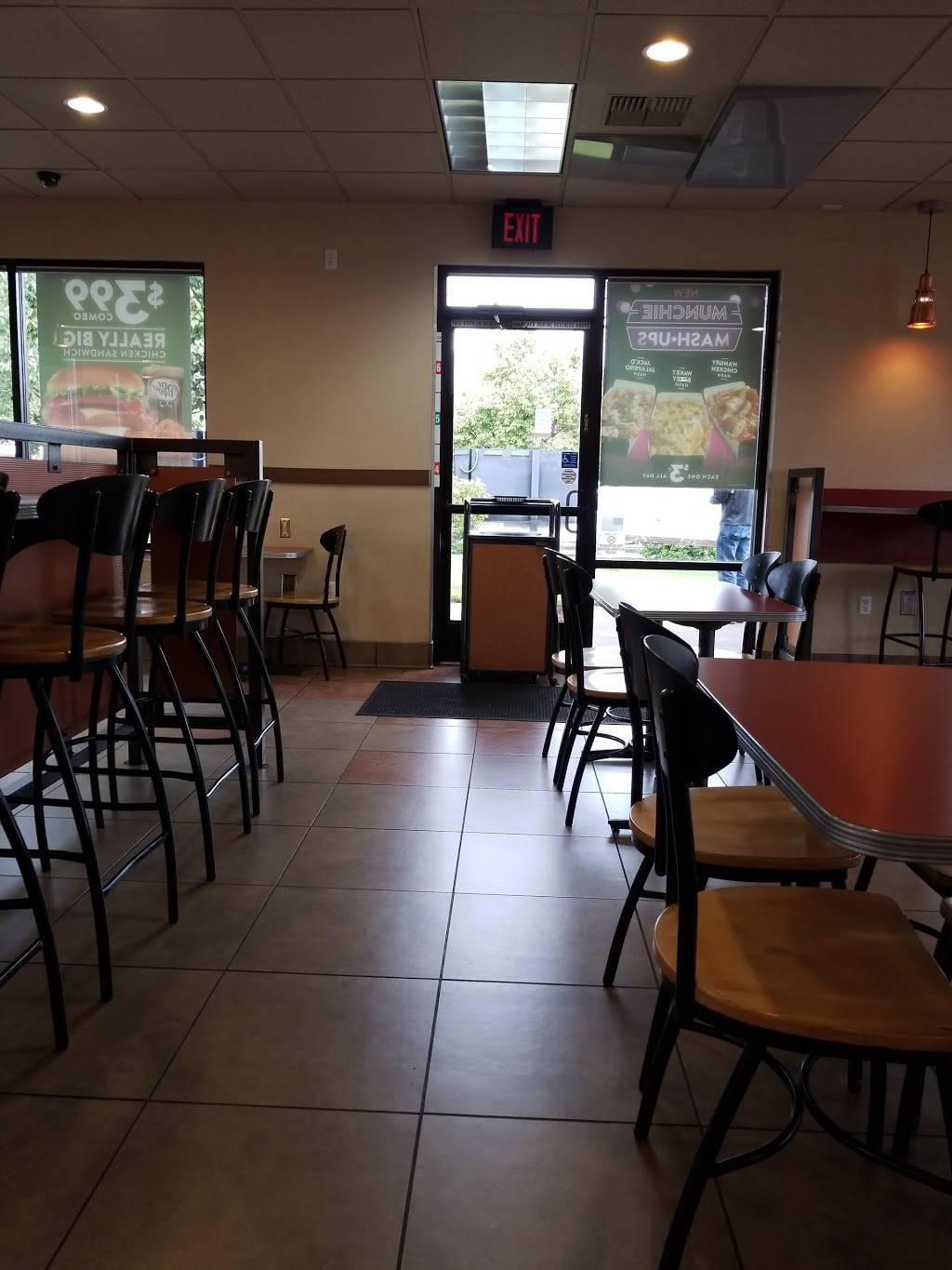 Jack in the Box | restaurant | 4175 Main St, Springfield, OR 97478, USA | 5417363861 OR +1 541-736-3861