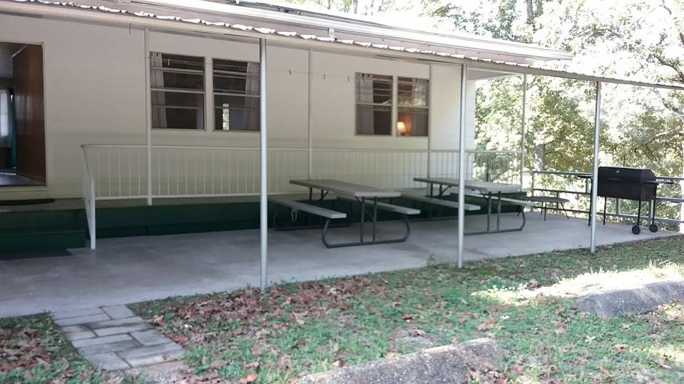 Lynnhurst Family Resort | restaurant | 270 Lynnhurst Dr, Murray, KY 42071, USA | 2704362345 OR +1 270-436-2345