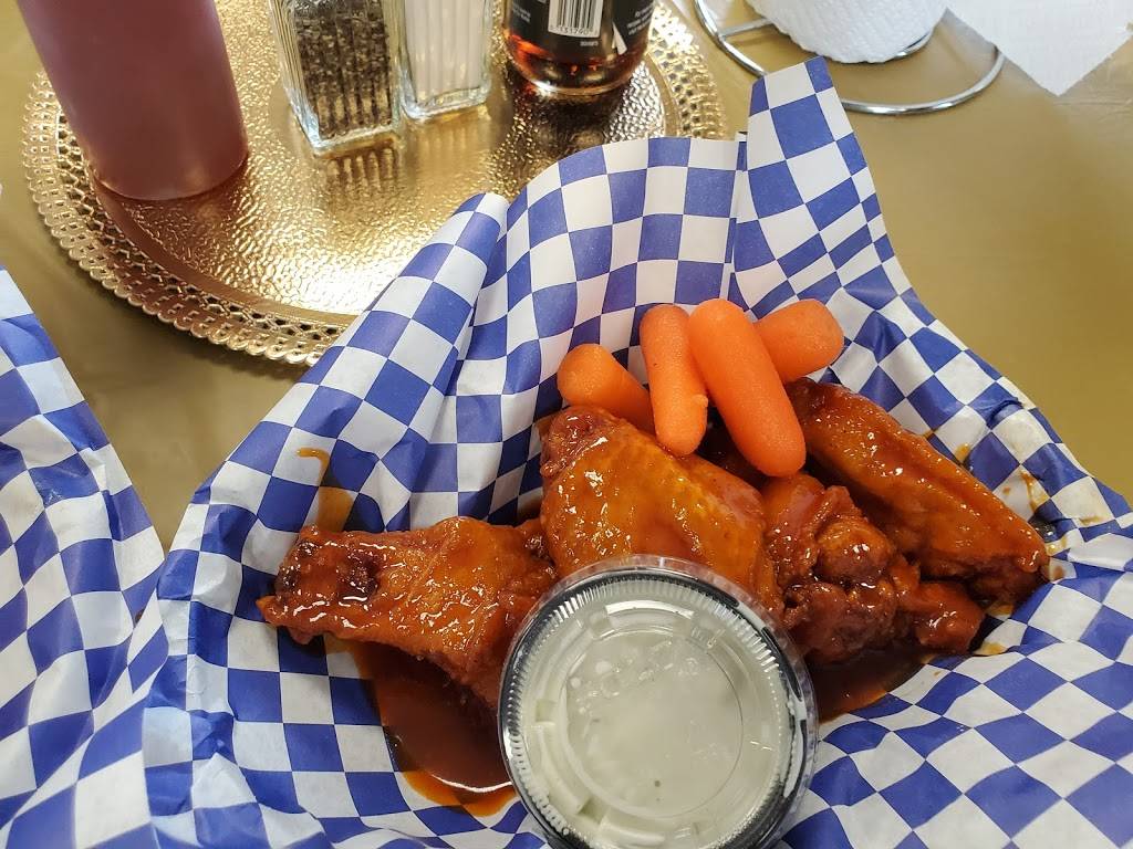 Wingnutz | restaurant | In Knights of Columbus (club, 1530 Kenmore Ave, Buffalo, NY 14216, USA | 7169905438 OR +1 716-990-5438