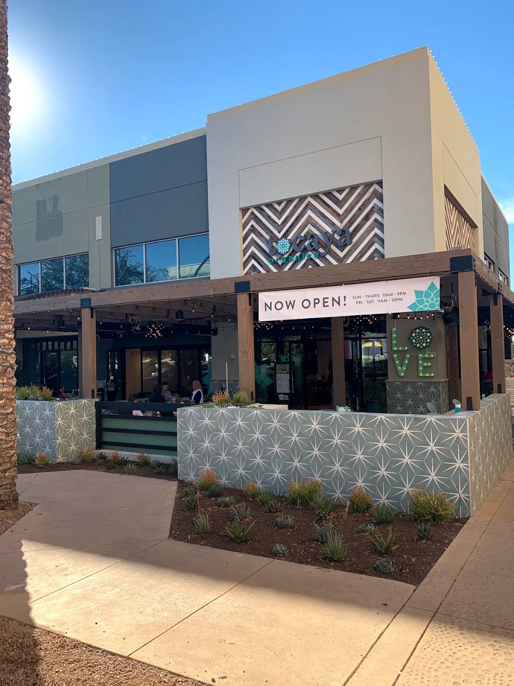 Tocaya Organica- Kierland Commons | restaurant | 7012 E Greenway Pkwy #100, Scottsdale, AZ 85254, USA | 4806763469 OR +1 480-676-3469