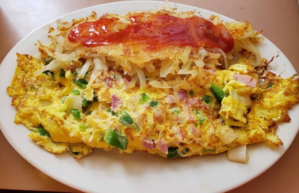 Moms Restaurant | restaurant | 2691 Fort St, Trenton, MI 48183, USA | 7346717667 OR +1 734-671-7667