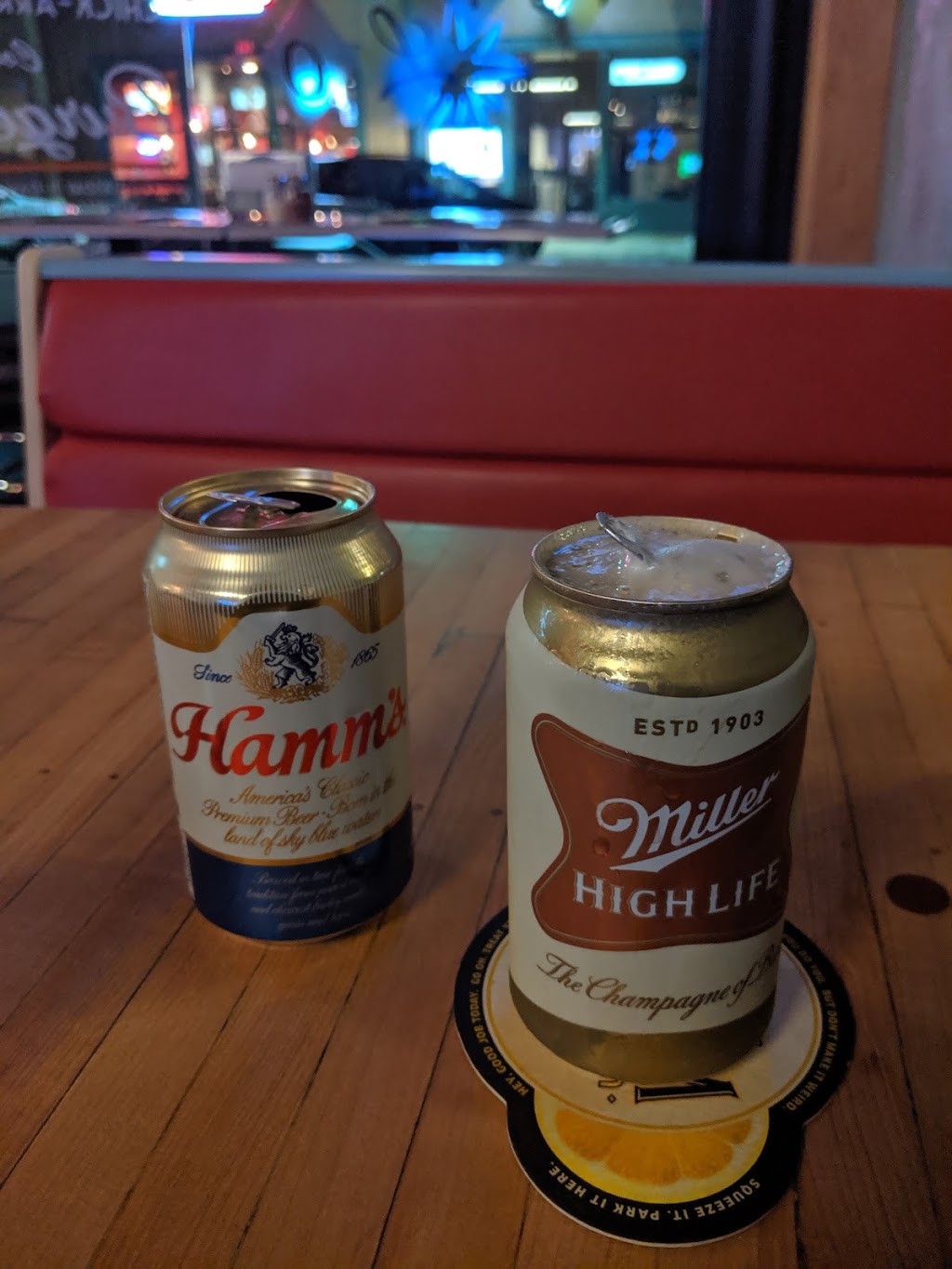 The Hi Lo | restaurant | 1119 Moro St, Manhattan, KS 66502, USA | 7853206462 OR +1 785-320-6462