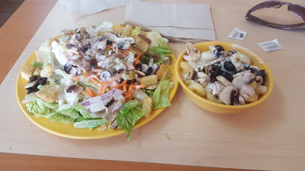 Cicis | restaurant | 920 E Highway 82, Gainesville, TX 76240, USA | 9406655565 OR +1 940-665-5565