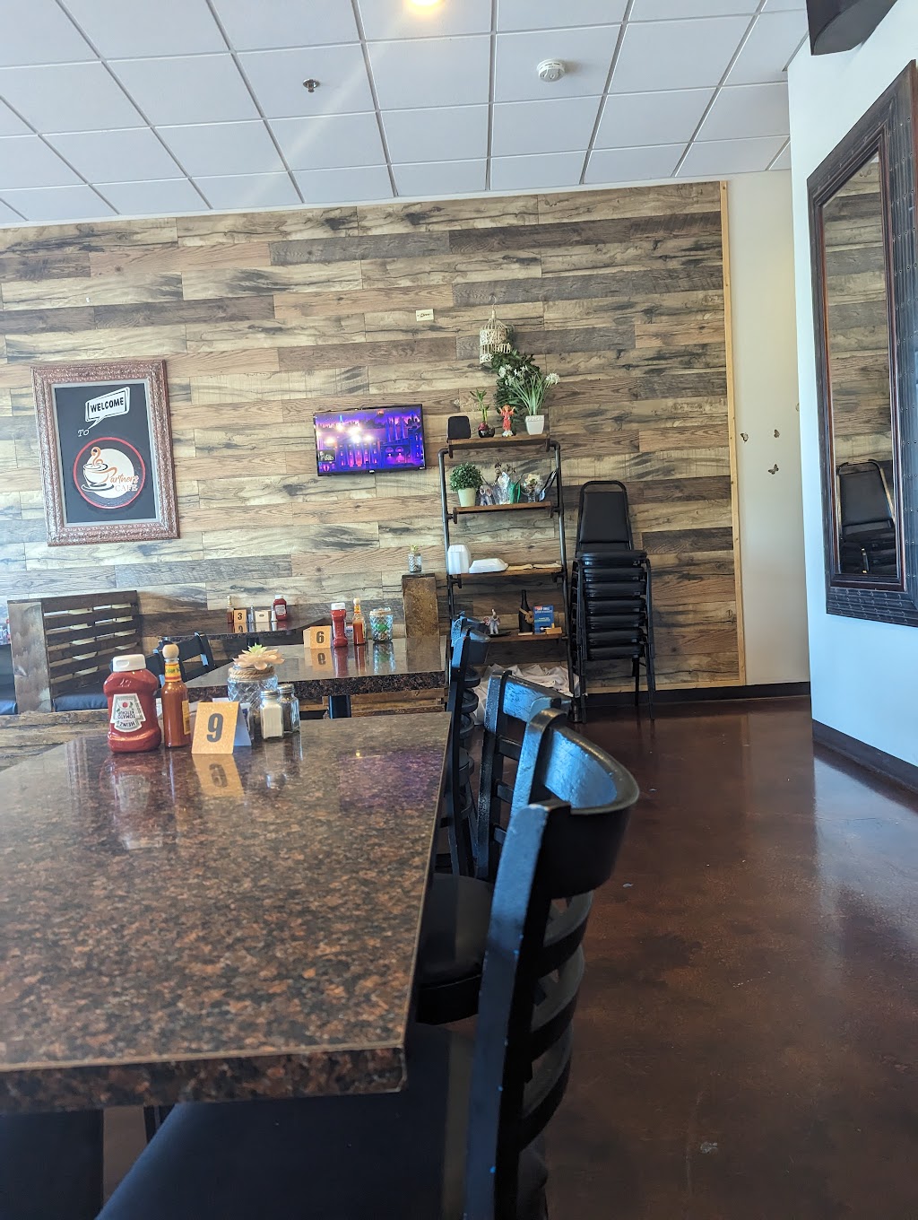 Two Partners Café Family Restaurant Plano | restaurant | 212 Mitchell Dr, Plano, IL 60545, USA | 6308829091 OR +1 630-882-9091