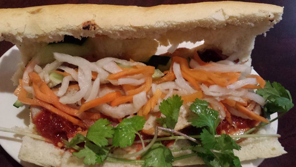 Aurora Vietnamese American Restaurant & Bar | restaurant | 140 Washington St, Salem, MA 01970, USA | 9782242422 OR +1 978-224-2422