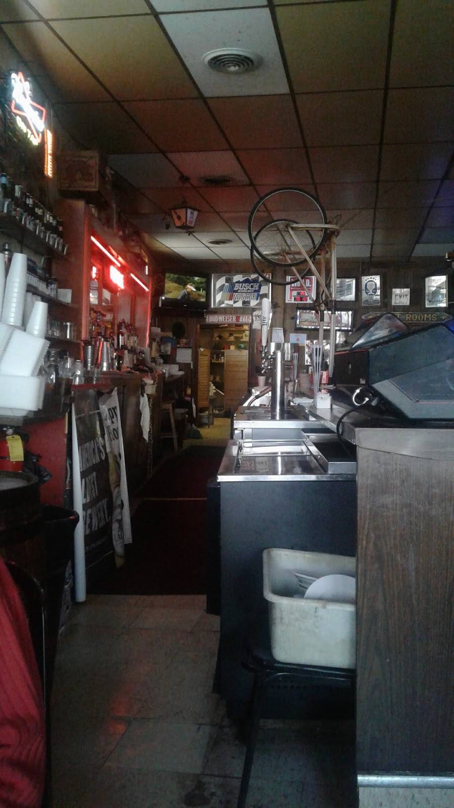 Red Mule Inn | restaurant | 501 E Main St, Eaton, OH 45320, USA | 9374566300 OR +1 937-456-6300