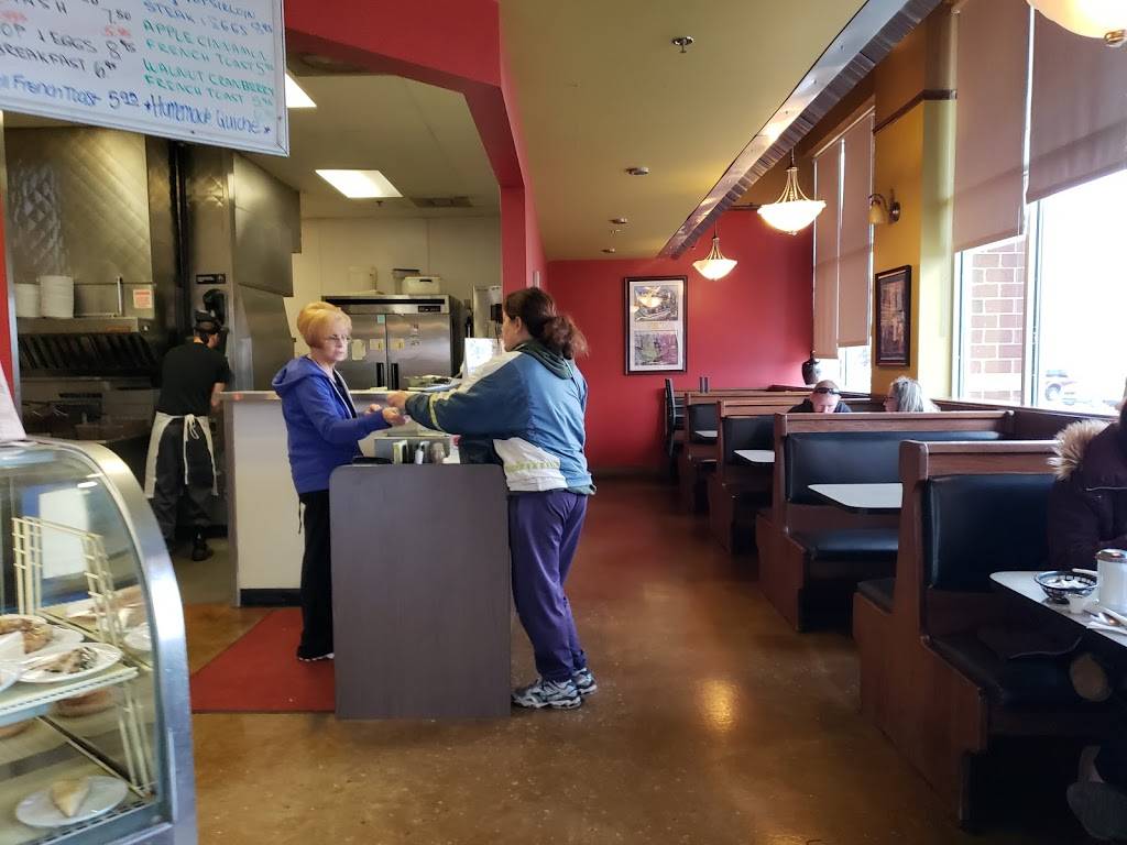 George Senates Coney Island | restaurant | 25900 Pontiac Trail, South Lyon, MI 48178, USA | 2484469300 OR +1 248-446-9300