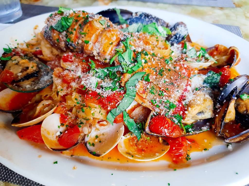 Italia Mia | restaurant | 6121, 825 Fourth Ave, San Diego, CA 92101, USA | 6198440220 OR +1 619-844-0220