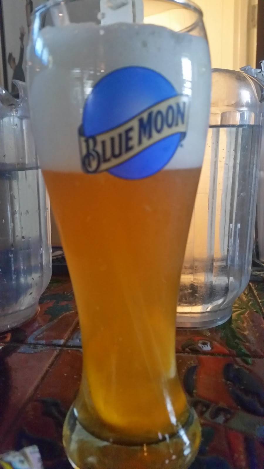 Silkys Pub | restaurant | 5135 Liberty Ave, Pittsburgh, PA 15224, USA | 4126836141 OR +1 412-683-6141