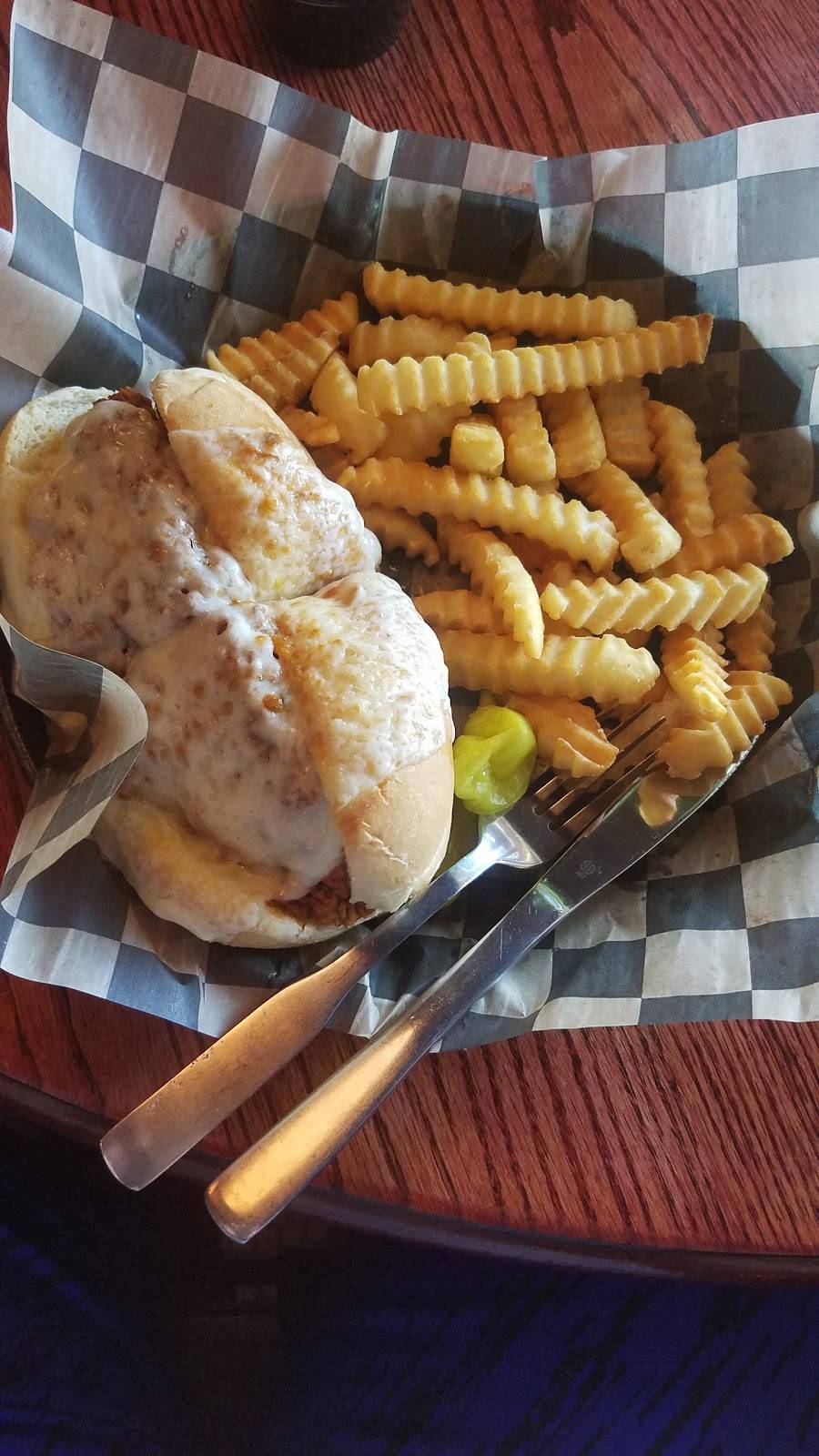 Francies | restaurant | 2100 Wakonda View Dr, Des Moines, IA 50321, USA | 5152855207 OR +1 515-285-5207