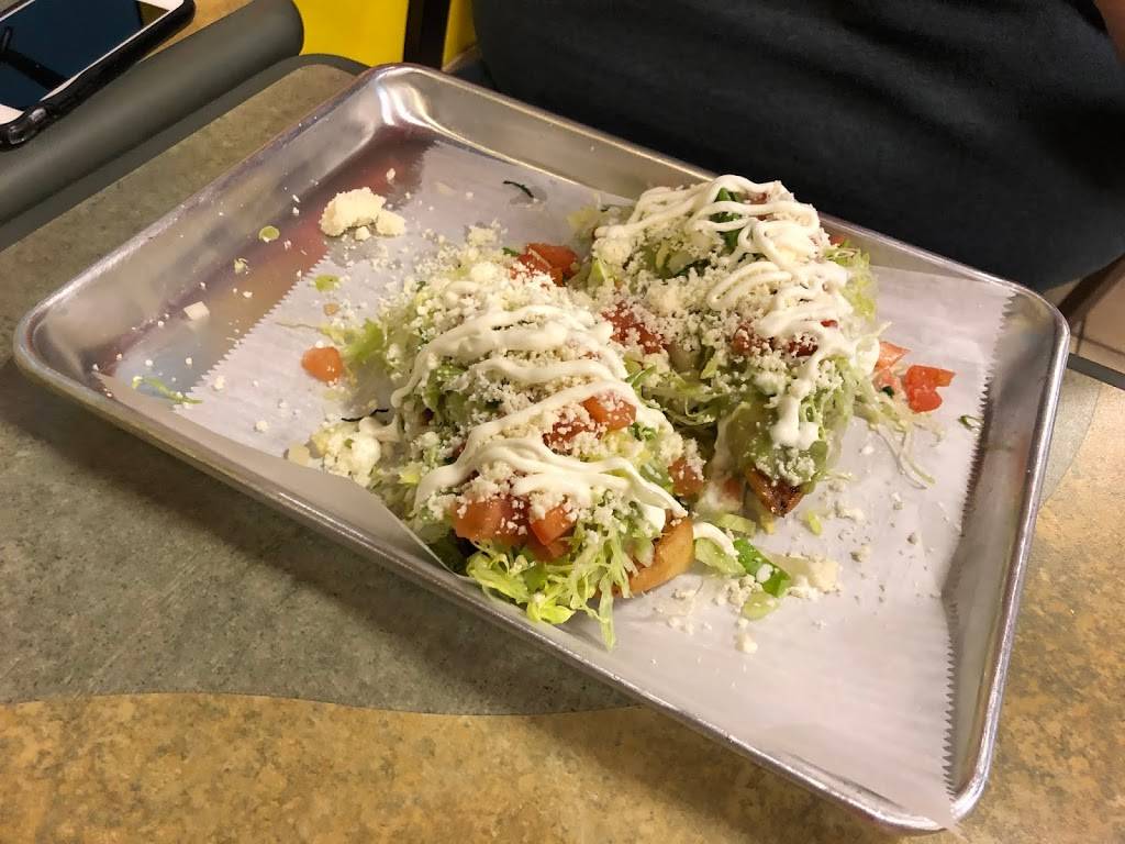 Salsas 4 Taqueria | restaurant | 2434 Berlin Turnpike #3, Newington, CT 06111, USA | 8609999065 OR +1 860-999-9065