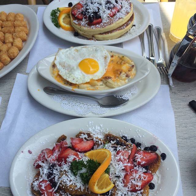 Jinkys Cafe | cafe | 1447 2nd St, Santa Monica, CA 90401, USA | 3109173311 OR +1 310-917-3311