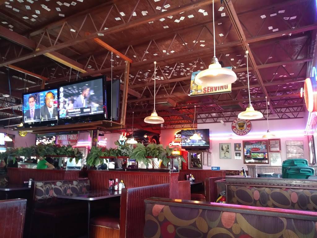 Hudsons Bar & Grill | restaurant | 1770 Lee Trevino Dr, El Paso, TX 79936, USA | 9155952769 OR +1 915-595-2769