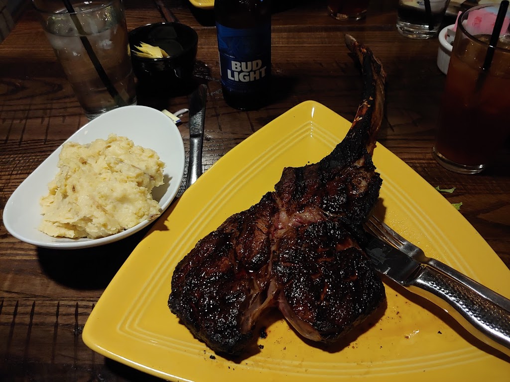 Table 32 | restaurant | 100 S Virginia St, Sioux City, IA 51101, USA | 7124541866 OR +1 712-454-1866