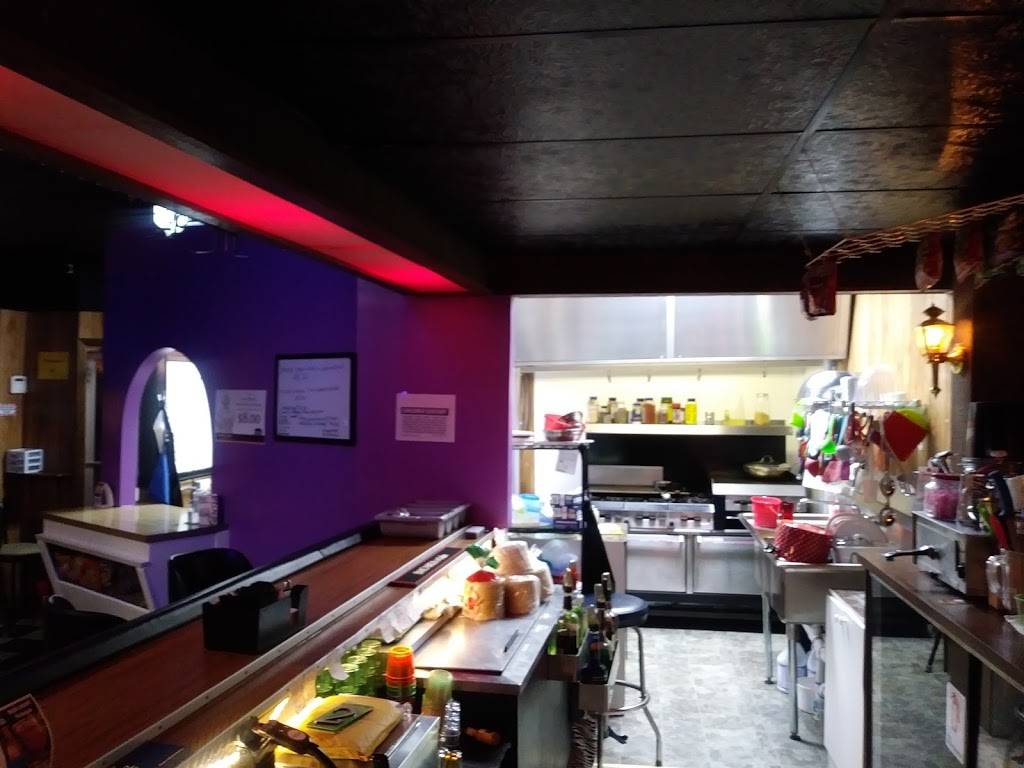 El Tarasco Bar & Grill | restaurant | 123 Central Ave S, Le Mars, IA 51031, USA | 7123440452 OR +1 712-344-0452