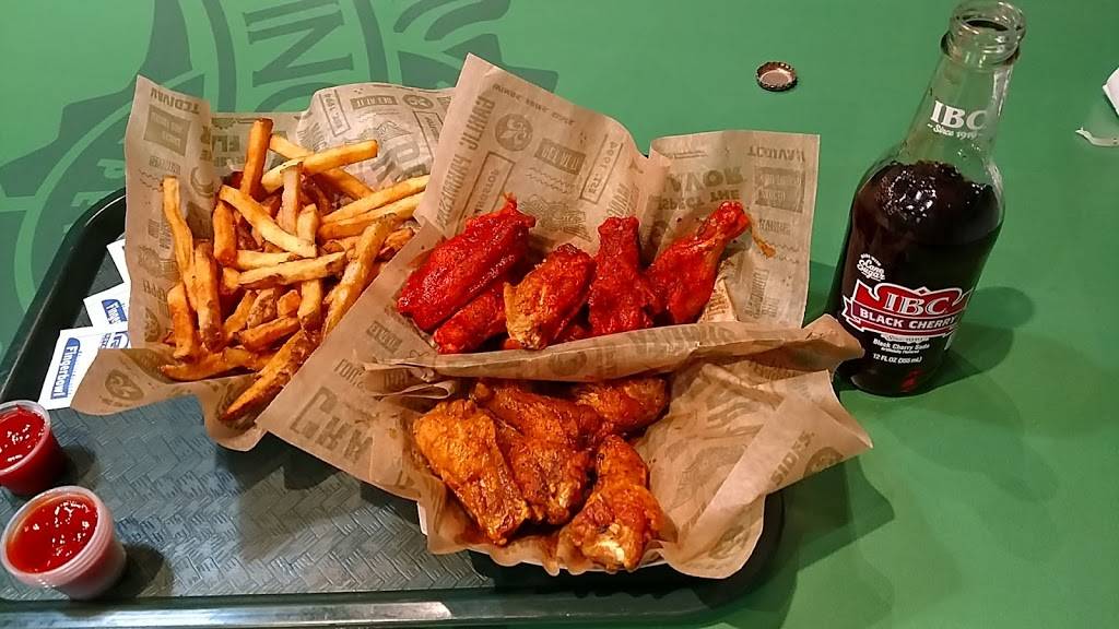 Wingstop | restaurant | 540 Southbridge St, Worcester, MA 01610, USA | 7742439464 OR +1 774-243-9464