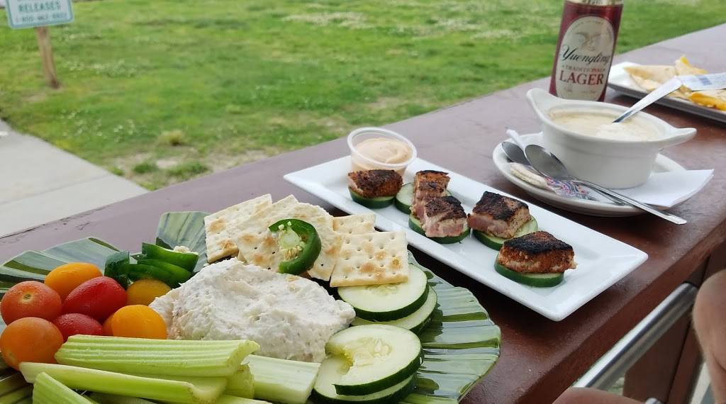 Hammerheads Dockside | restaurant | 2600, 39415 Inlet Rd, Rehoboth Beach, DE 19971, USA | 3027528010 OR +1 302-752-8010