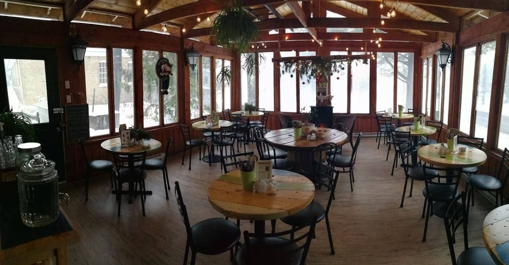 Café OMarguerites | restaurant | 12 Chemin de Ste Marguerite, Sainte-Marguerite-du-Lac-Masson, QC J0T 1L0, Canada | 4502284888 OR +1 450-228-4888