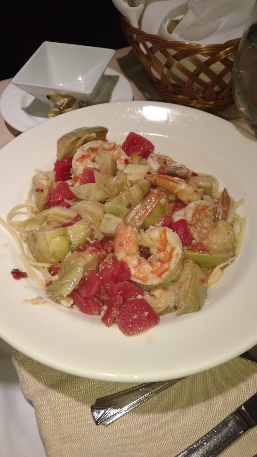 Alees | restaurant | 247 Elizabeth St, Utica, NY 13501, USA | 3157972181 OR +1 315-797-2181